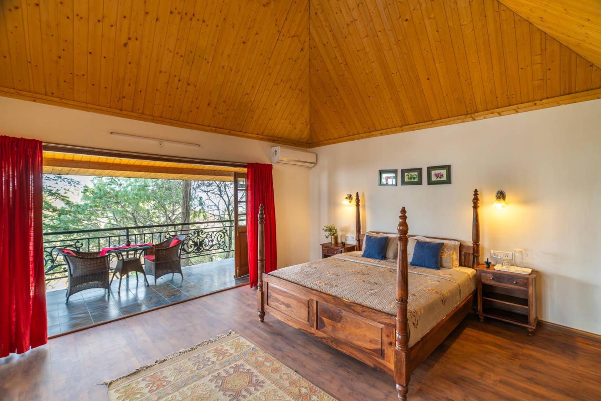 Stayvista At Paris Villa With Pvt Pool & Valley View Kasauli Exteriör bild