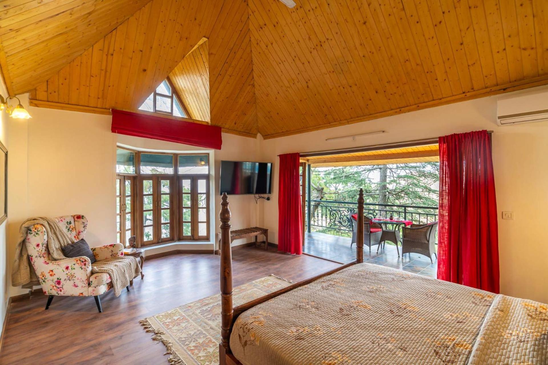 Stayvista At Paris Villa With Pvt Pool & Valley View Kasauli Exteriör bild